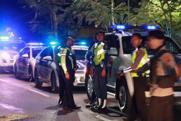  TNI-Polri Gelar Patroli Skala Besar di Labuan Bajo