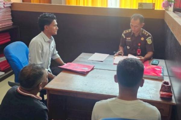 Berkas P21, Tersangka Kasus Penganiayaan di Soba-Amarasi Barat Dilimpahkan ke Jaksa