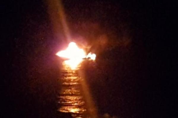 Kecelakaan Laut di Pelra Nunbaun Sabu, KMN Putra Bungsu 2 Asal Nagekeo Ludes Terbakar