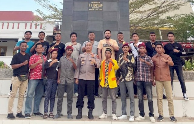 Kapolres Belu Ajak PMKRI, BEM STISIP Dukung Polri Ciptakan Pilkada Damai