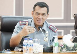 Silmy Karim: Risiko Kerja Tinggi Dasari Aturan Penggunaan Senjata Api bagi Petugas Imigrasi 