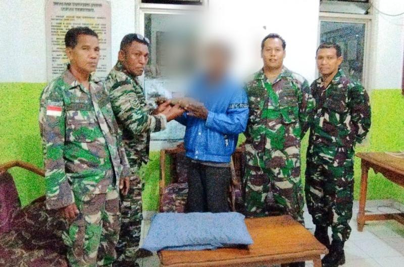 Temukan di Kali, Pemulung Besi Tua Serahkan Mortir Aktif ke Kodim Belu