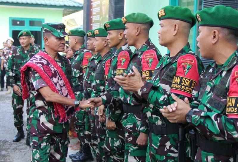 Pangdam IX/Udayana Kunjungi Prajurit Satgas Yonif 741/GN di Belu