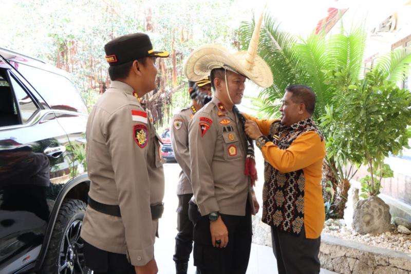 Wakapolda NTT Survei Lokasi Bhakti Kesehatan Ketua umum Bhayangkari Polri di Rote Ndao