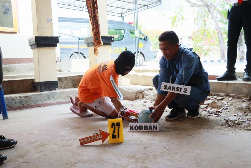 Polres Manggarai Barat Lakukan Rekonstruksi 27 Adegan Kasus Pembunuhan di Desa Nggilat