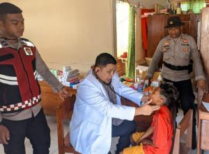 Tim Kesehatan Polri Layani 1.115 Pengungsi Korban Erupsi Gunung Lewotobi Laki-laki