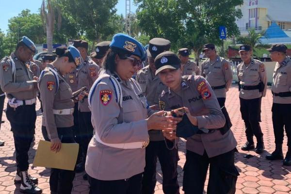 Sasar Anggota Polres Kupang, Propam Polda NTT Periksa Handphone Cegah Judi Online