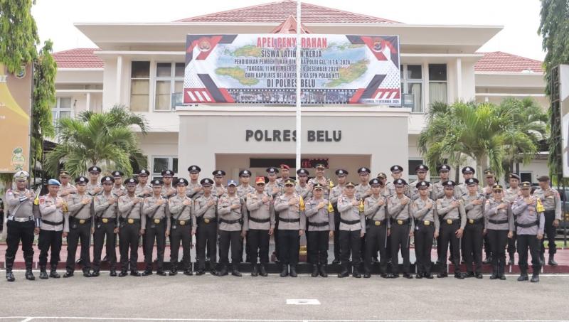KATANTT.COM---Sebanyak 26 Siswa pendidikan pembentukan Bintara Polri (Diktukba) Polri gelombang II tahun anggaran 2024 akhirnya kembali ke lembaga pendidikan usai menyelesaikan latihan kerja kurang lebih sebulan di Polres Belu.