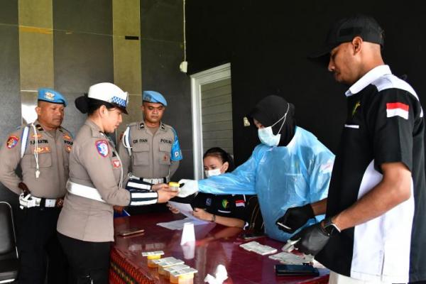 Propam Polda NTT Kembali Periksa Urine dan Senpi Personel Polri
