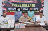 Terjerat Kasus Korupsi, Mantan Kadis Kesehatan TTS dan Bendahara Diserahkan ke Jaksa