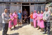 Kapolres Rote Ndao Berikan Kado Natal Terindah untuk Penyandang Disabilitas 