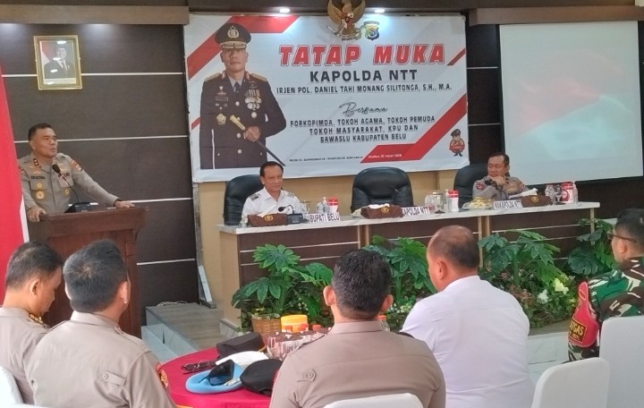 KATANTT.COM---Kapolda Nusa Tenggara Timur, Irjen Pol. Daniel Monang Silitonga melakukan kunjungan kerja (kunker) ke Kabupaten Belu perbatasan RI-RDTL.