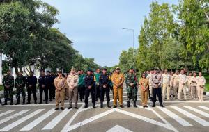 Apel Gabungan Satgas Yonif 741/GN, CIQS, BNPP dan Brimob  Perketat Pam Perbatasan