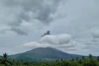 Gunung Lewotobi di Flores Timur Dua Kali Semburkan Abu Vulkanik 3,5 Kilometer