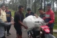 Tak Sanggup Bayar Biaya Ambulance, Jenazah Bayi Dibawa ke Amfoang Utara Pakai Pick Up dan Ojek