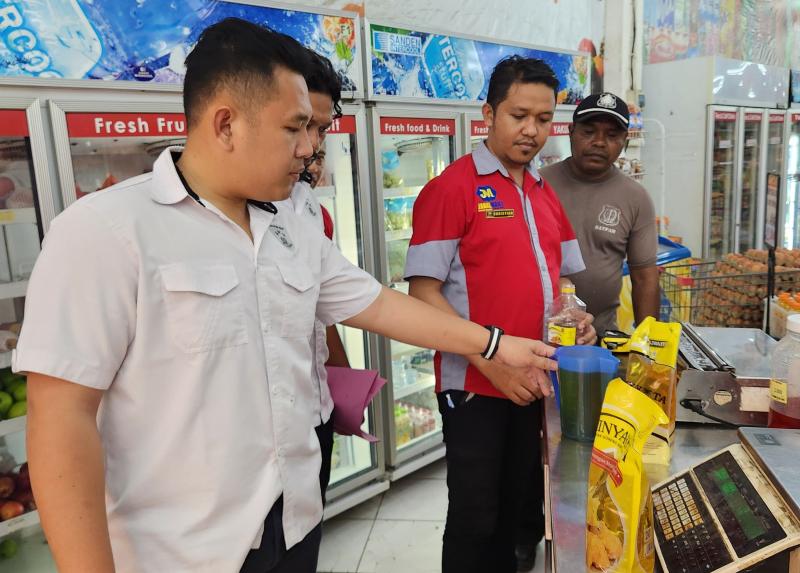 Cegah Volume Minyakkita, Polres Belu Sidak ke Pasar hingga Swalayan 