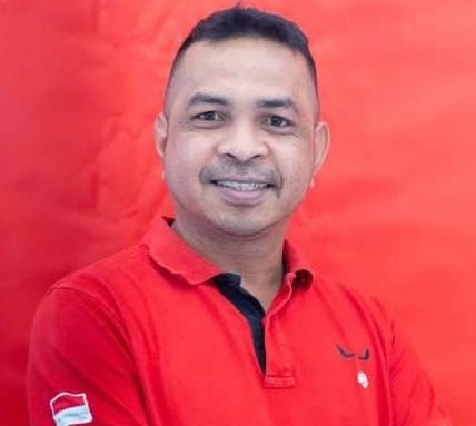 KATANTT.COM---Pemerintah Daerah Kabupaten Manggarai, Provinsi NTT tidak memperpanjang masa kerja bagi Tenaga Harian Lepas (THL) yang tidak terdaftar dalam pangkalan data (database) Badan Kepegawaian Negara (BKN).