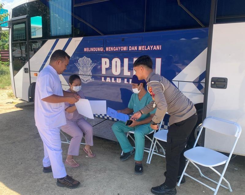 Warga Antusias Sambut Layanan SIM Keliling Satlantas Polres Mabar