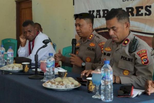Jumat Curhat, Kapolres Alor Dengarkan Keluhan Warga Kelurahan Welai Timur