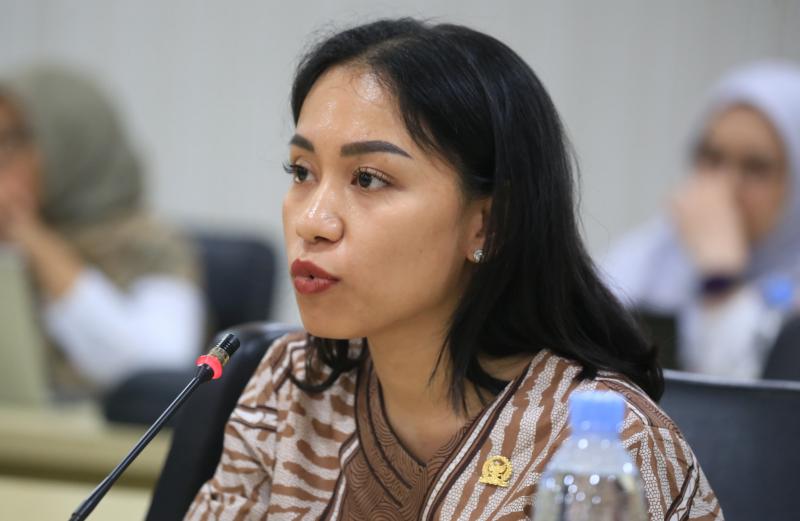 Anggota DPD RI Dapil NTT, dr. Maria Stevi Harman 