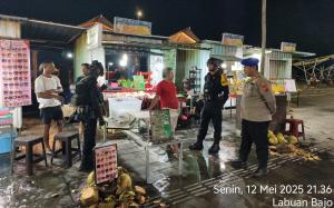 Polisi menggelar patroli gabungan untuk mencegah praktik premanisme di wilayah Kota Labuan Bajo, Senin (12/5/2025).