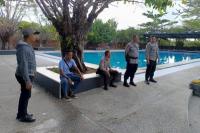 Aparat Polres Kupang dipimpin Kapolres Kupang, AKBP Rudy Junus Jacob Ledo dan jajaran intensif melakukan patroli rutin di berbagai lokasi wisata unggulan di wilayah Kabupaten Kupang.