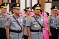 Kapolri, Jenderal Pol Listyo Sigit Prabowo memimpin upacara serah terima jabatan (Sertijab) sejumlah pejabat tinggi Polri di Mabes Polri, Jumat (23/5/2025). 