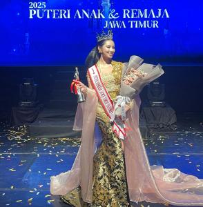 Caitlin Widodo, Gadis Kelahiran Atambua Sabet Predikat Puteri Pariwisata Jawa Timur 2025