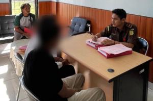Polisi Limpahkan Tersangka Kasus Narkotika Jenis Sabu ke Kejari Mabar