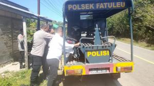   Tiga Hari Ditinggal Pemilik Di Pinggir Jalan, Polsek Fatuleu Kembalikan Sepeda Motor Ke Pemilik