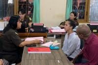 Sidang pertama terdakwa Stefani Heidi Doko Rehi digelar di PN Kupang pada Senin (30/6/2025) . Nampak Fani saat menjalani pemeriksaan di Kejari Kupang.