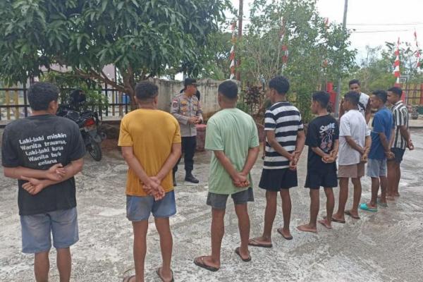  Kapolsek Maulafa, AKP Ferry Nur Alamsya bersama piket Polsek Maulafa kemudiam membina delapan pemuda setelah mereka sadar dan pulih dari mabuk miras.  Mereka diminta membersihkan lingkungan Polsek  Maulafa. 