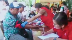 Pemeriksaan kesehatan Gratis  di Halaman Gereja Katedral Ruteng