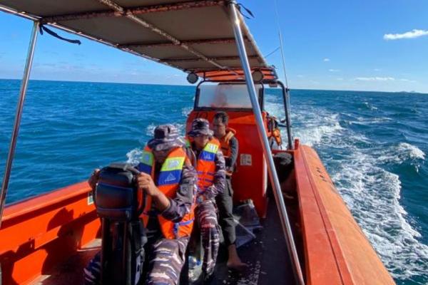  Tim SAR Gabungan Bantu Cari Korban Kecelakaan Laut KM Naila di Perairan Rote Ndao
