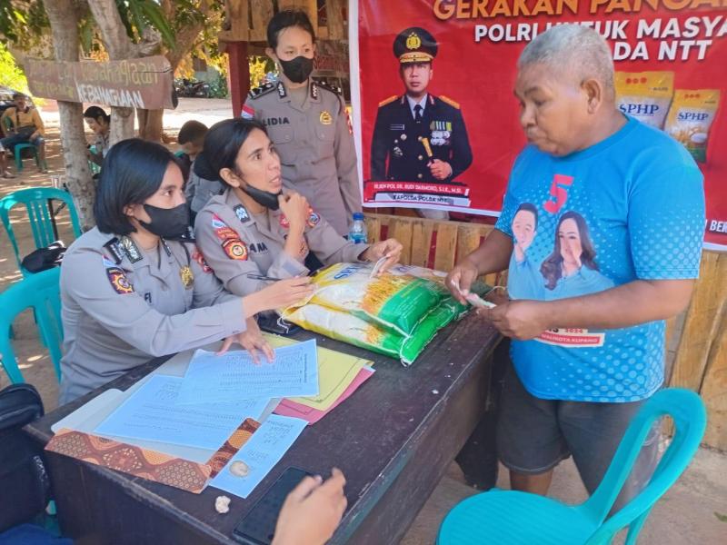 Polda NTT Salurkan 292 Ton Beras Murah untuk Masyarakat di NTT