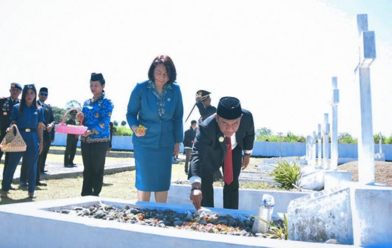 Pemkab Manggarai Gelar Ziarah Nasional di TMP Lalong Tana Jelang HUT ke-80 RI