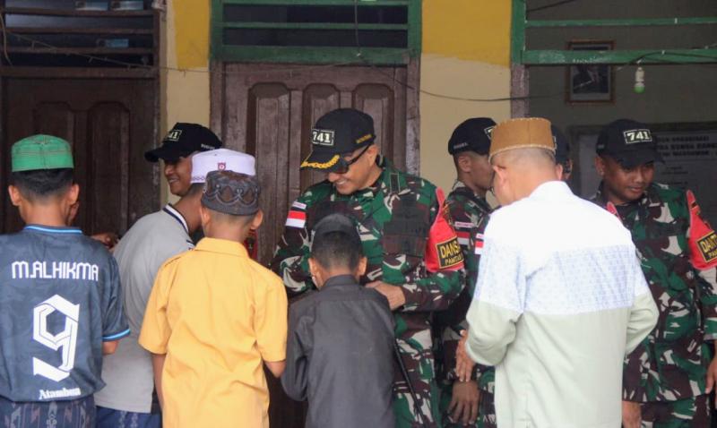 Jelang Purna Tugas, Satgas Yonif 741/GN Berbagi Kasih Bersama Anak-Anak Panti Asuhan di Belu