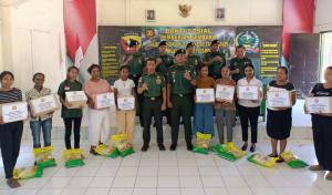 Kodim Belu Berikan Bantuan Sembako Kepada Wakawuri Jelang HUT ke-80 TNI 