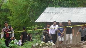 Dengan Pengawalan Ketat, Polres TTU Reka Ulang Kasus Pembunuhan Tiga Warga Amol
