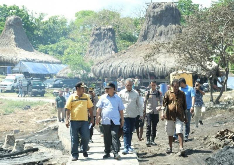 Kampung Adat Lamboya-Sumba Barat yang Terbakar akan Direkontruksi Ulang