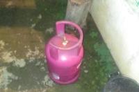 Kompor Gas Meledak di Perumahan BTN Kolhua, Seorang IRT Alami Luka Bakar