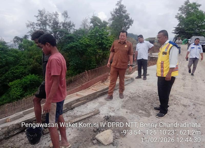 Benny Chandradinata Tinjau Titik-Titik Longsor di Belu Perbatasan RI-RDTL