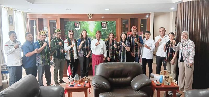 Perkuat Kesiagaan Bencana, Bupati Manggarai Rangkul PMI Nasional dan Internasional