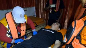  Sakit Dalam Pelayaran, Warga China Dievakuasi Dari Atas Kapal di Perairan Pulau Kera 