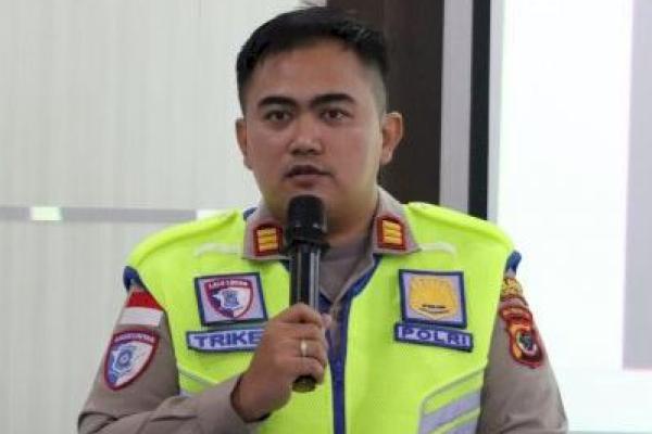 Kasat Lantas Polresta Kupang Kota, AKP R. Ade Triken Deayomi 