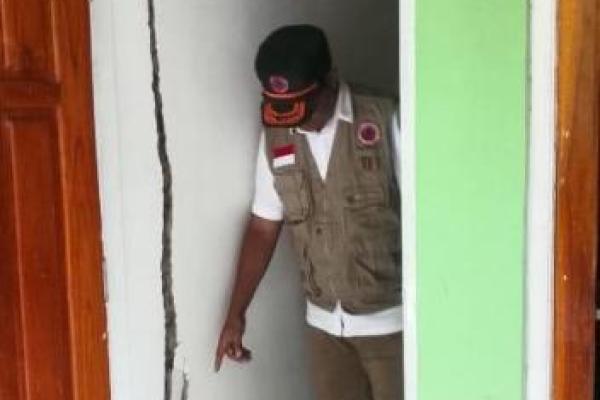 Sejumlah rumah warga rusak akibat bencana alam 