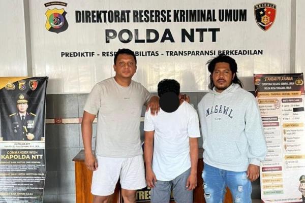 Tim Resmob Direktorat Reskrimum Polda NTT kembali mengamankan dua pria yang merupakan calo penjualan tiket di kantor Pelni Kupang.  