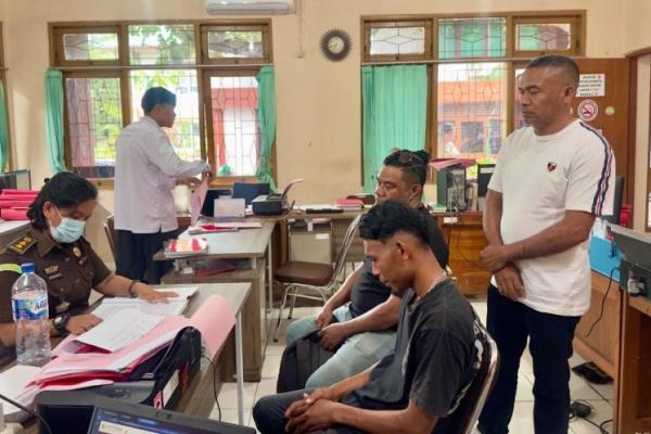 Berkas Dinyatakan Lengkap, Polsek Kota Lama Limpahkan Tersangka Kasus Pengancaman ke Jaksa