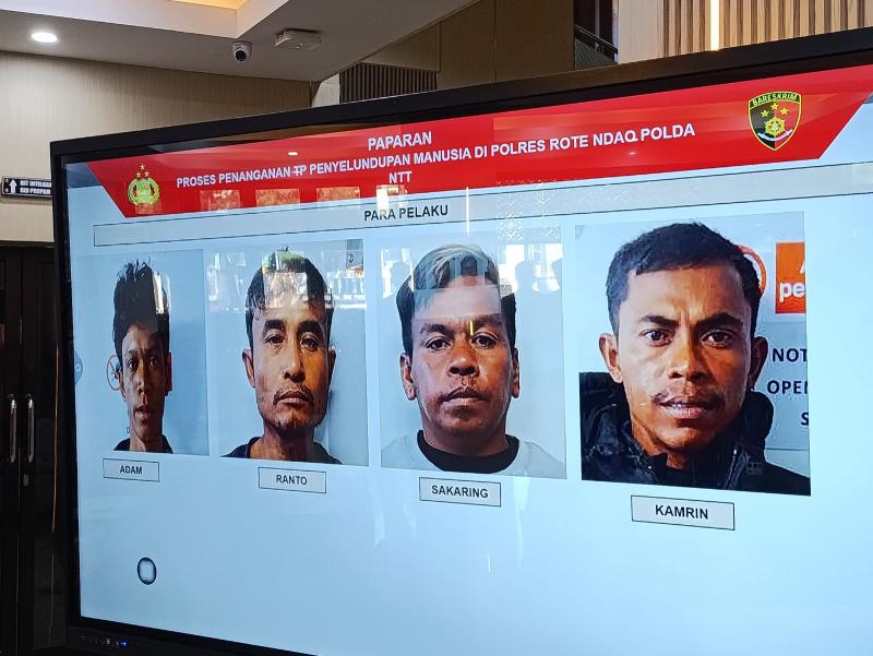 Polisi Rilis Wajah Empat Buronan Penyelundup WNA China & Uzbekistan di Rote Ndao