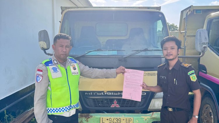 Berkas Perkara P21,  Tersangka & Barang Bukti Kasus Lakalantas Diserahkan ke Kejari Baa-Rote Ndao